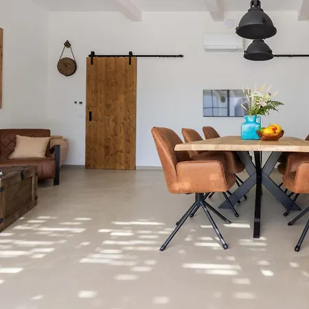 Celebra A Vida - - Luxury Lofts And * Fuzeta